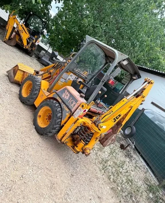 Багер JCB 1 CX, снимка 3 - Индустриална техника - 55304290