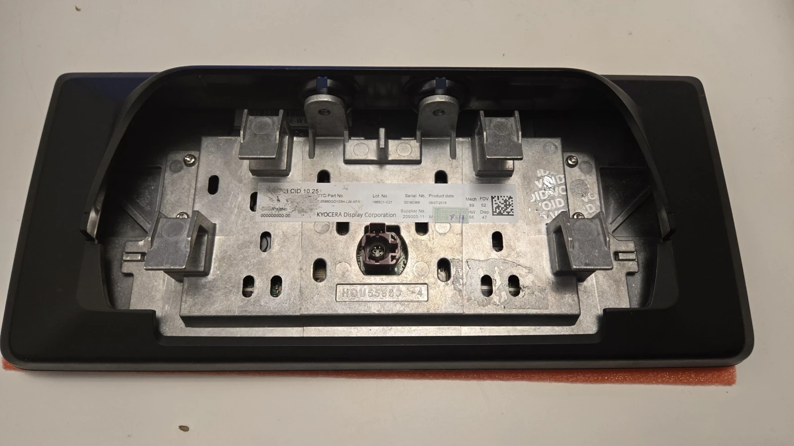 �������� ����� ������� �� ��������� �� BMW i3/i3s | Mobile.bg � ����������� 4