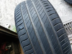 Гуми Летни 235/45R18, снимка 2 - Гуми и джанти - 37682054