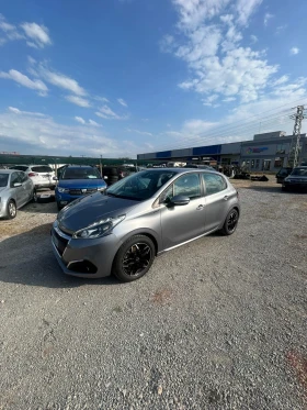 Peugeot 208 1.2, снимка 3
