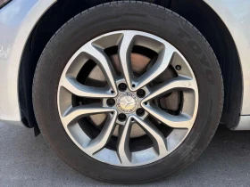 Mercedes-Benz C 300 * CARFAX * ОПЦИЯ ЗА ФИНАНСИРАНЕ * , снимка 6