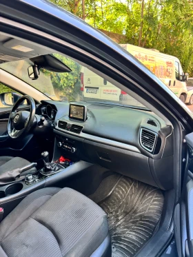 Обява за продажба на Mazda 3 Mazda3 2.2 diesel Germany! HEAD-UP! ~18 900 лв. - изображение 9 | Auto.bg Обява за продажба на Mazda 3 Mazda3 2.2 diesel Germany! HEAD-UP! ~18 900 лв. - изображение 9