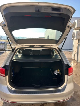 VW Passat Сервизна история във VW, ново DSG - 12800 € / 25034.62 лв. - 31784614 7