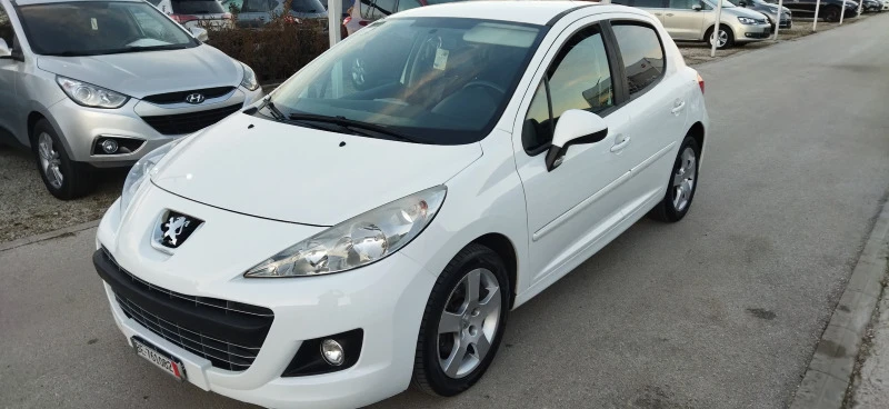 Peugeot 207 1.6 Швейцария , снимка 3 - Автомобили и джипове - 45537794