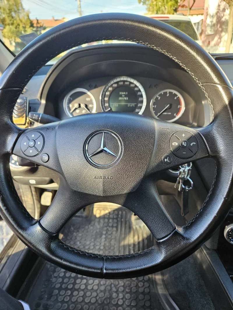 Mercedes-Benz C 200 W204, снимка 6 - Автомобили и джипове - 47815042