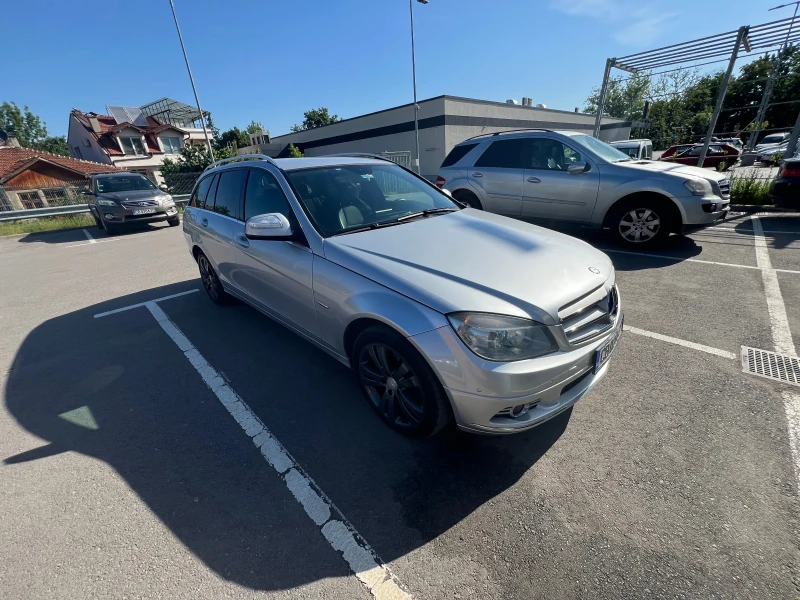 Mercedes-Benz C 220 Avantgarde, снимка 2 - Автомобили и джипове - 48391076