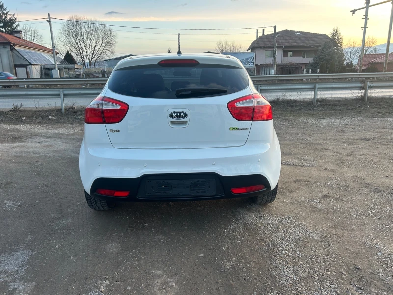 Kia Rio 1.1 CRDI, снимка 6 - Автомобили и джипове - 48926799