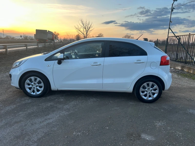 Kia Rio 1.1 CRDI, снимка 4 - Автомобили и джипове - 48926799