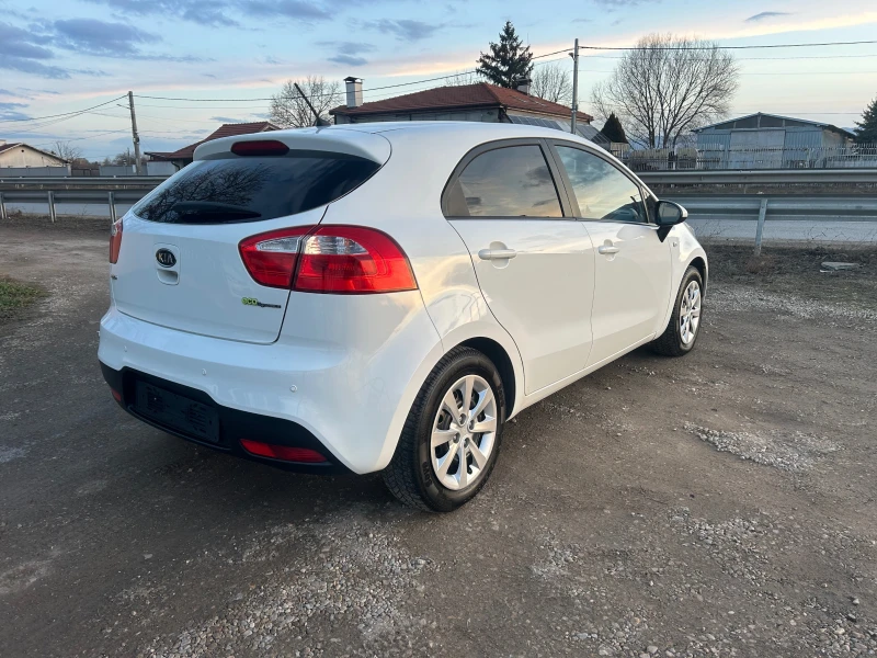 Kia Rio 1.1 CRDI, снимка 7 - Автомобили и джипове - 48926799