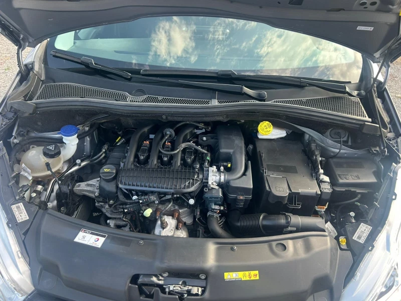 Peugeot 208 1.2, снимка 9 - Автомобили и джипове - 50775320