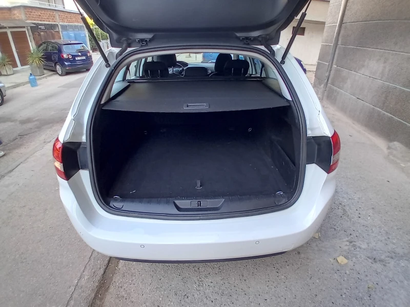 Peugeot 308, снимка 6 - Автомобили и джипове - 51195924