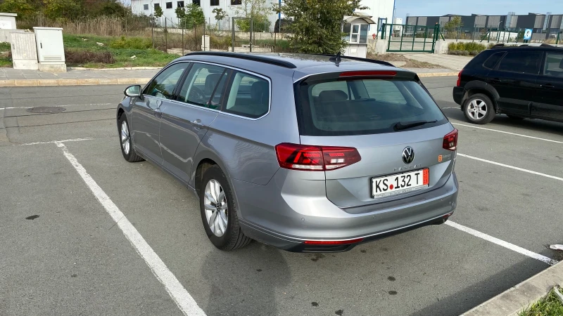 VW Passat, снимка 7 - Автомобили и джипове - 52460527