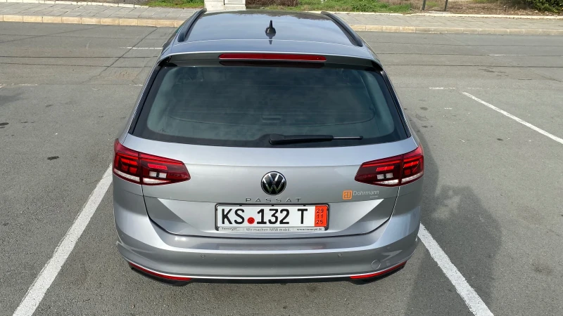 VW Passat, снимка 6 - Автомобили и джипове - 52460527