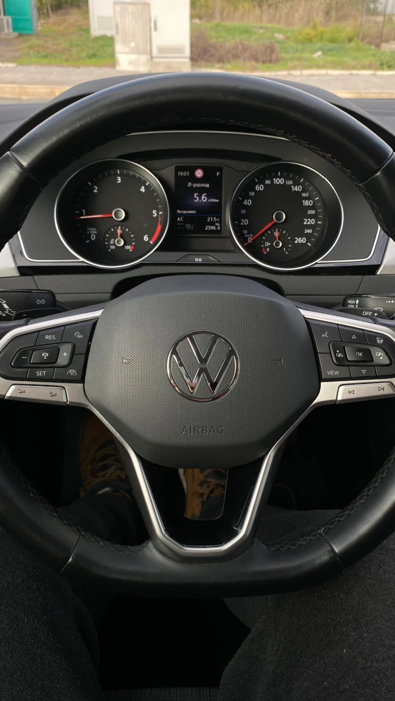 VW Passat, снимка 9 - Автомобили и джипове - 52460527