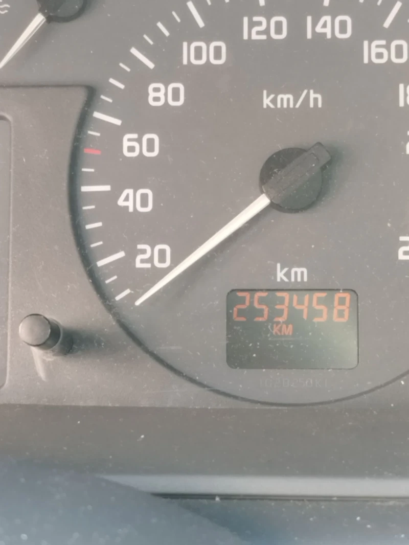 Renault Scenic, снимка 8 - Автомобили и джипове - 53140258