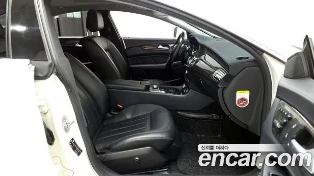 Mercedes-Benz CLS 350, снимка 10 - Автомобили и джипове - 54358894