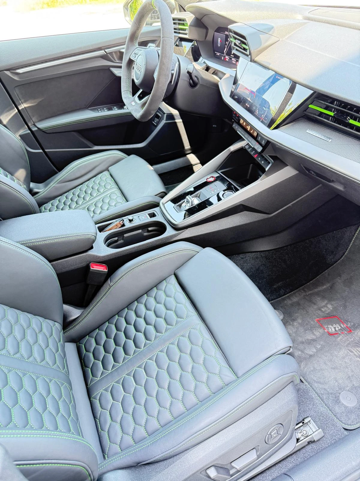 Audi Rs3 Limousine 2.5 TFSI S tronic quattro  - изображение 9