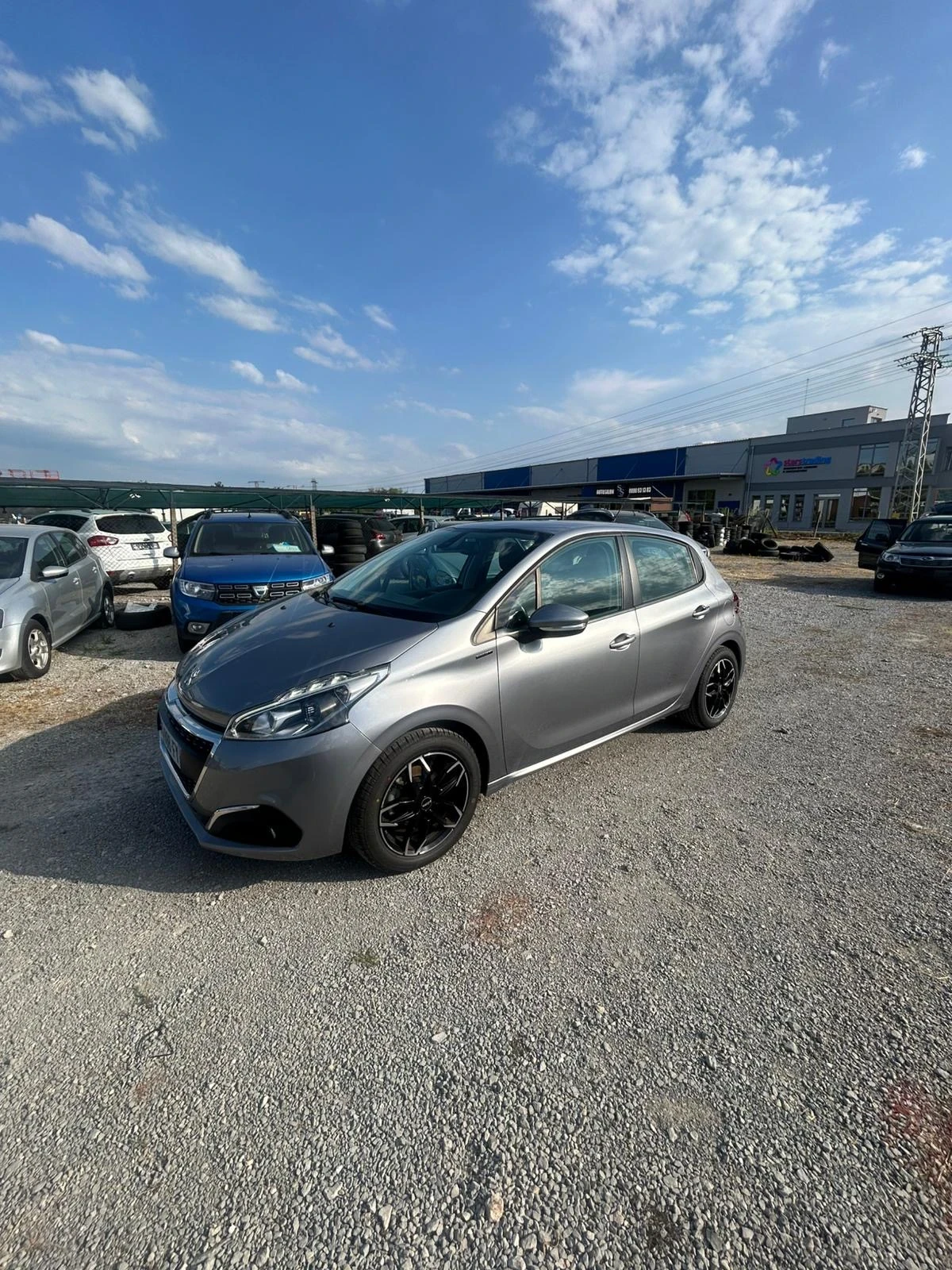 Peugeot 208 1.2 - изображение 3