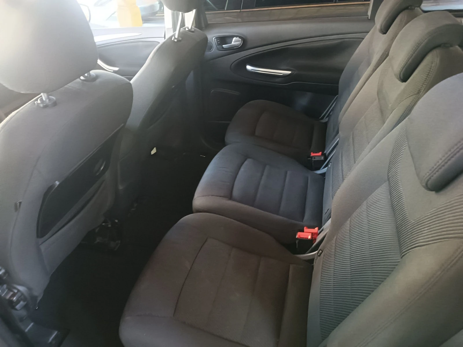 Ford Galaxy 2000 - изображение 6