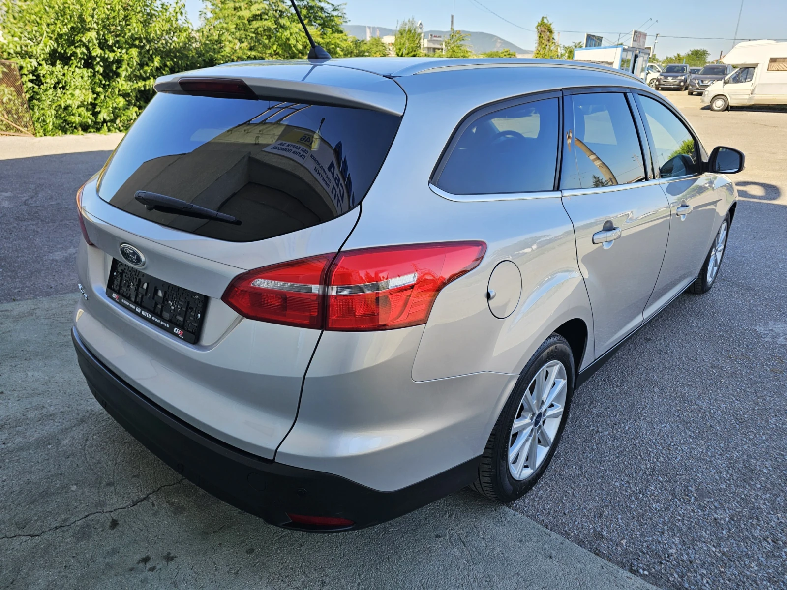 Ford Focus 1.5 TITANIUM - изображение 7