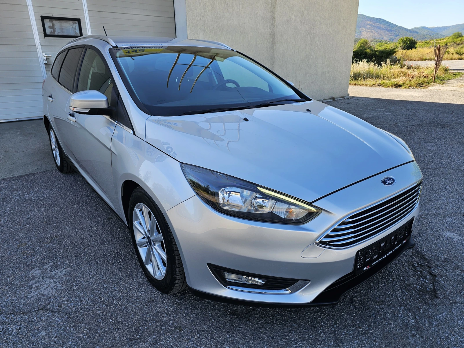 Ford Focus 1.5 TITANIUM - изображение 3