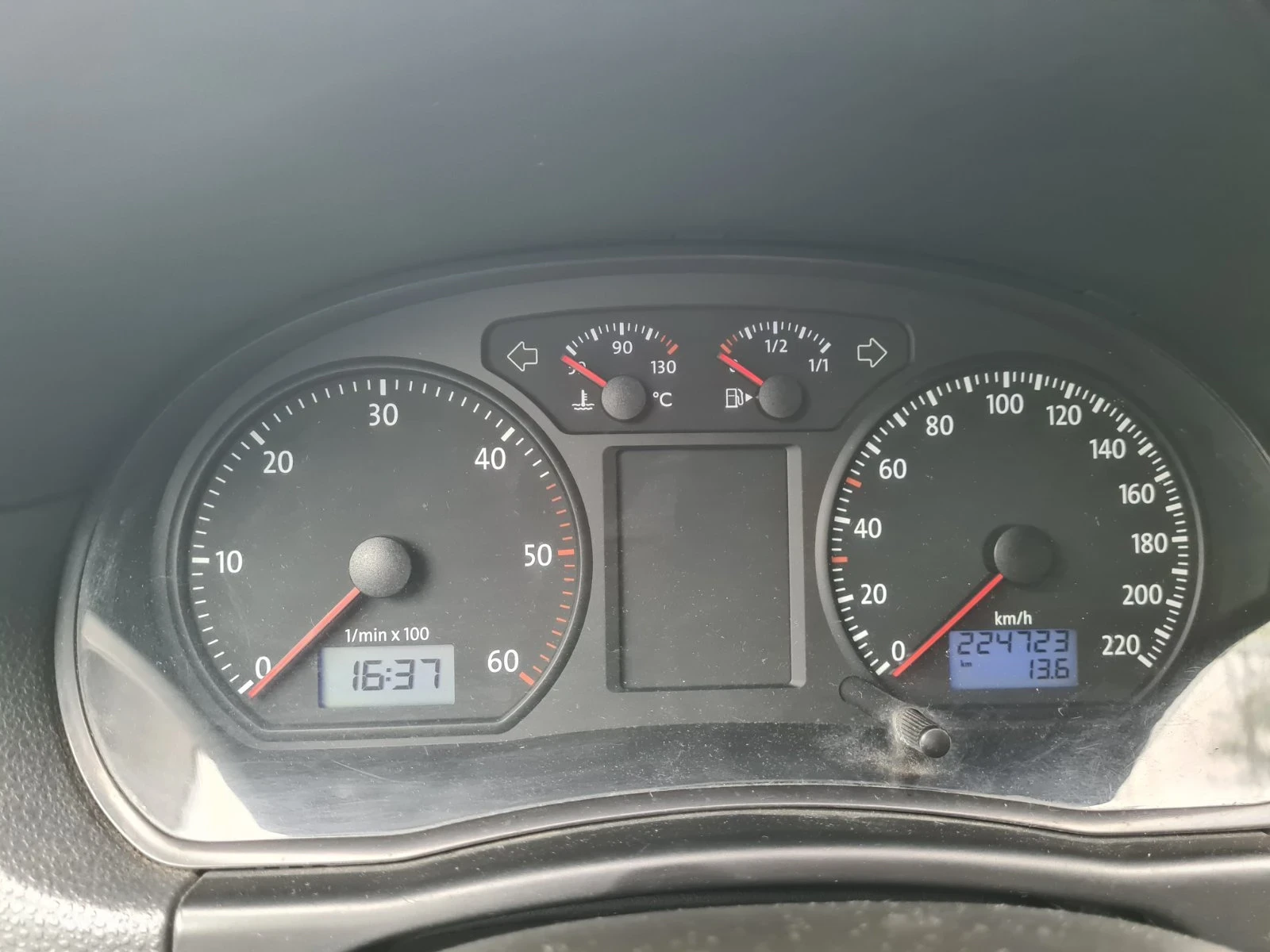 VW Polo 1.4tdi - изображение 9