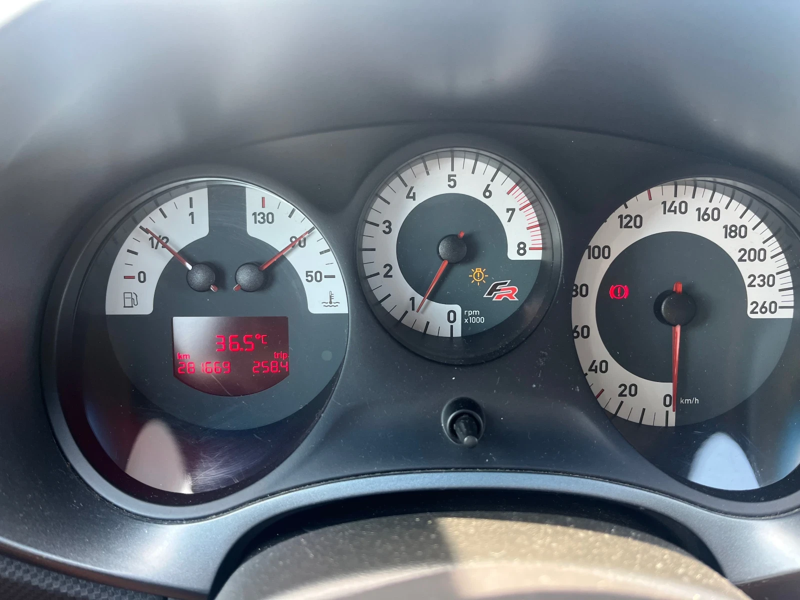 Seat Leon FR TSI - изображение 8