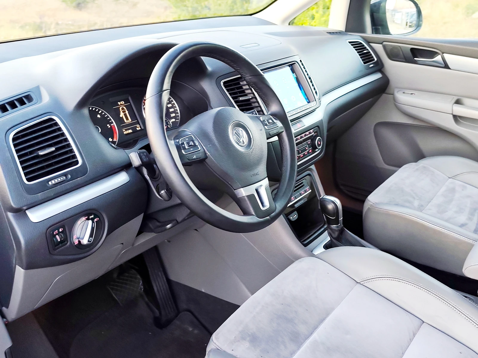 VW Sharan 2.0TDI 140ks - изображение 6
