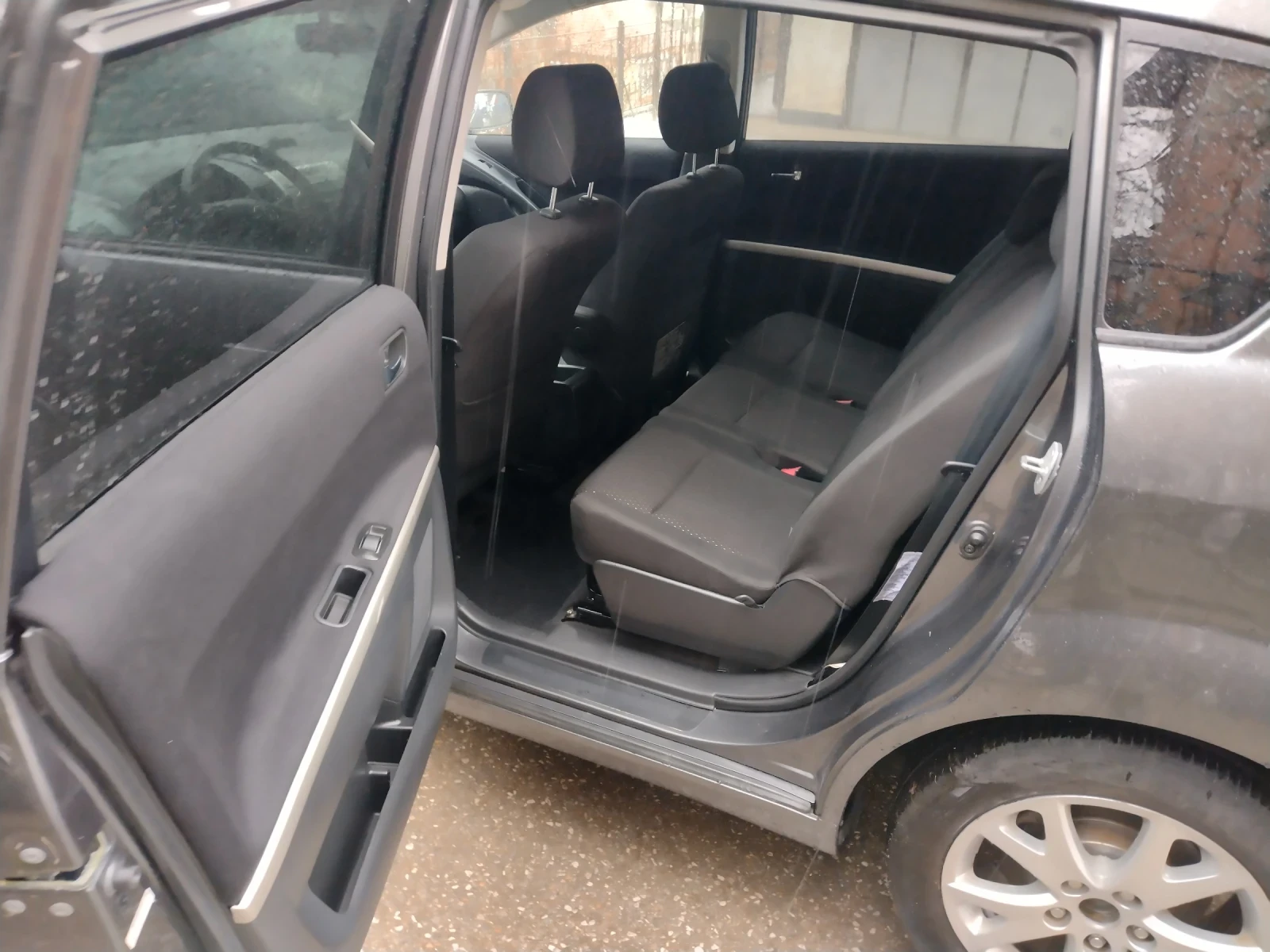 Toyota Corolla verso 2.0 d4d 136 КС. - изображение 7