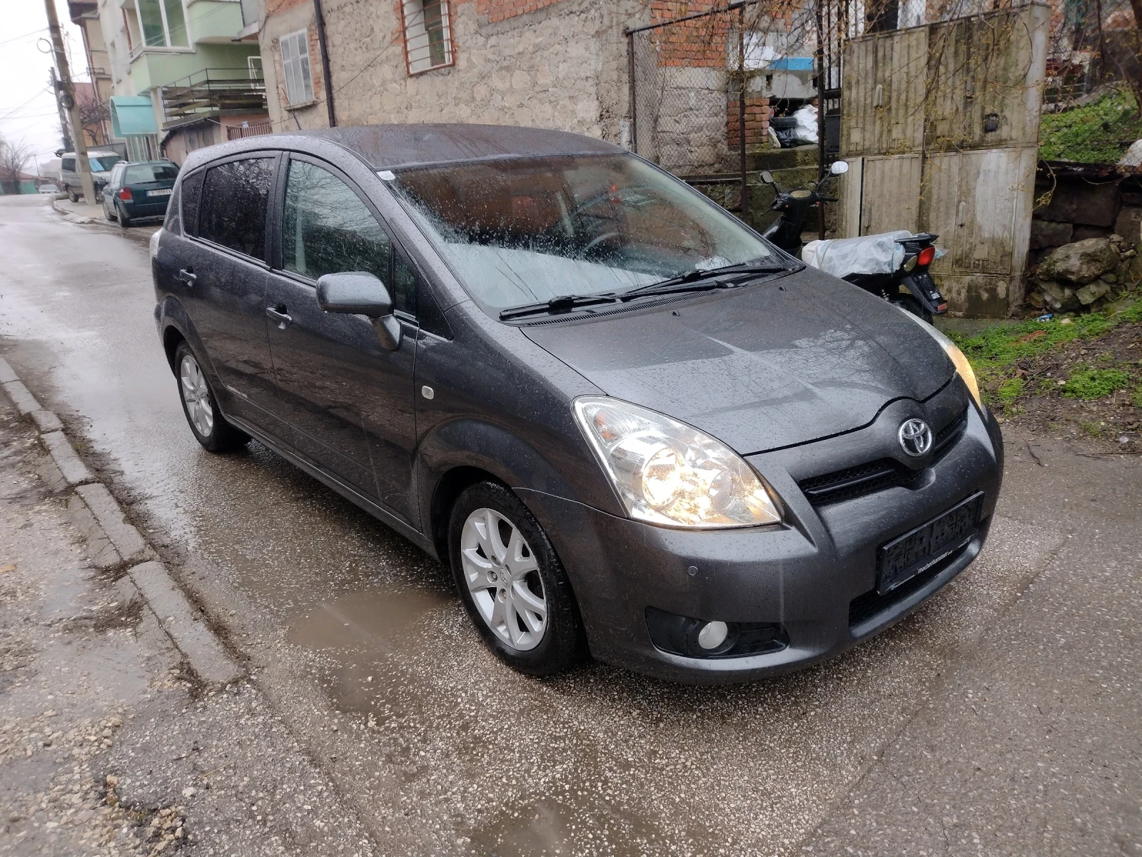 Toyota Corolla verso 2.0 d4d 136 КС. - изображение 4