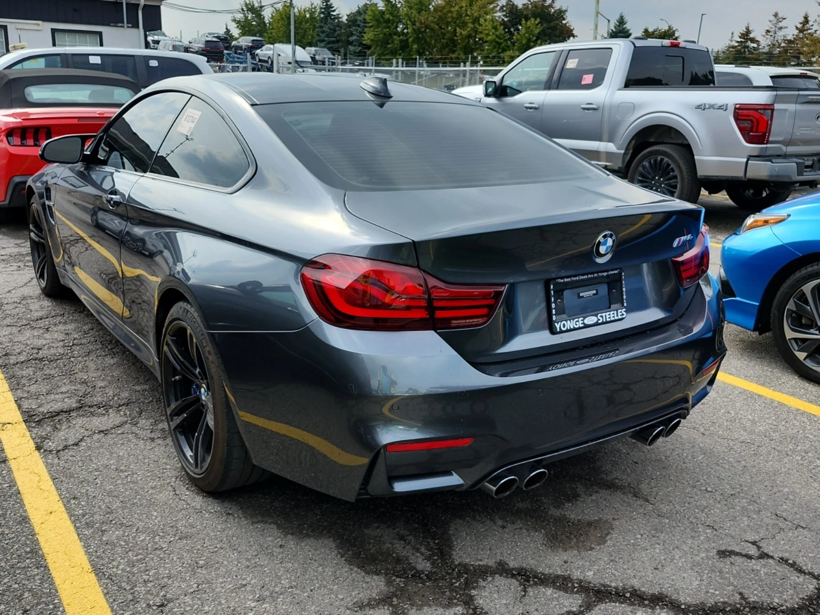 BMW M4 РЪЧКА * * CARFAX * * АВТО КРЕДИТ * *  - изображение 4