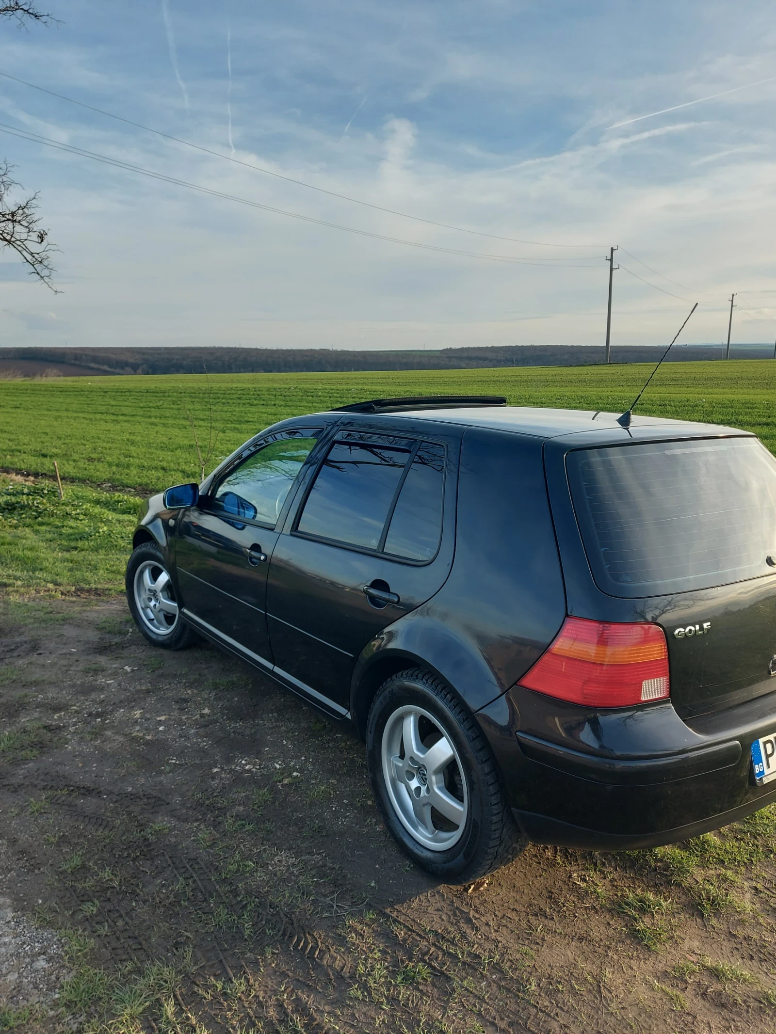 VW Golf | Mobile.bg   14