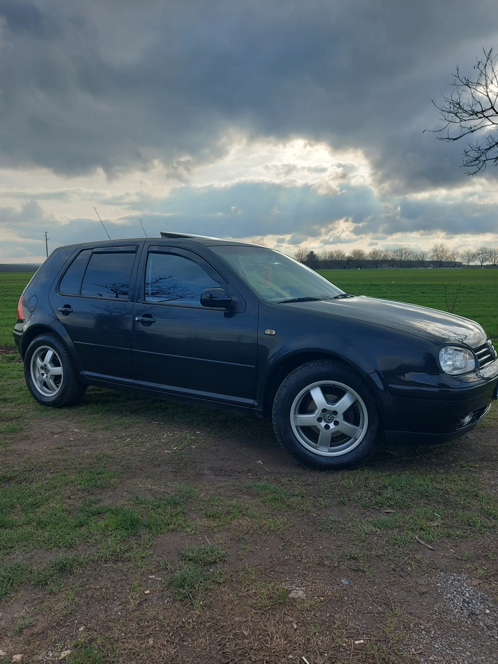 VW Golf | Mobile.bg   5