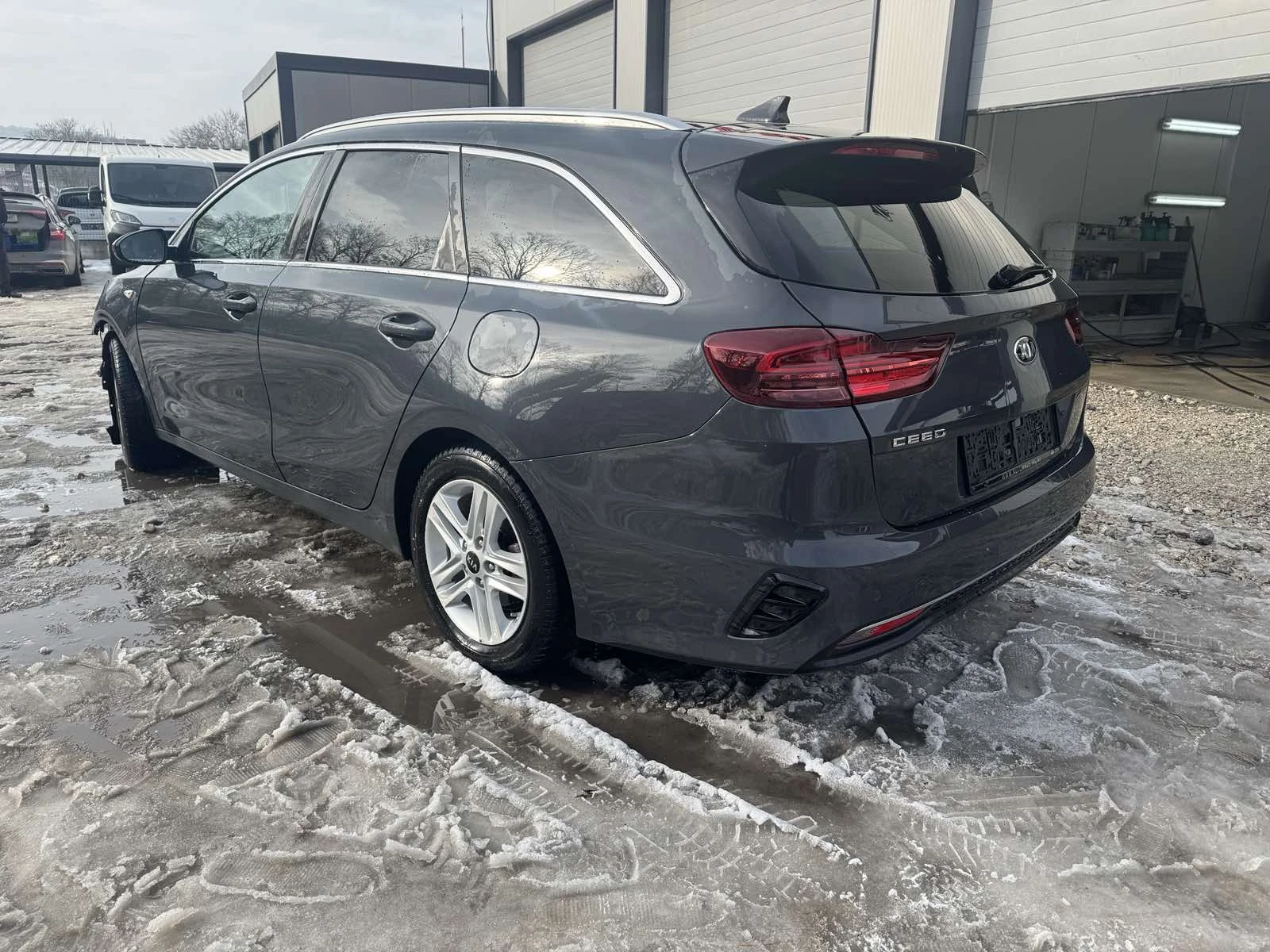 Kia Ceed 1.6CRDI - изображение 3