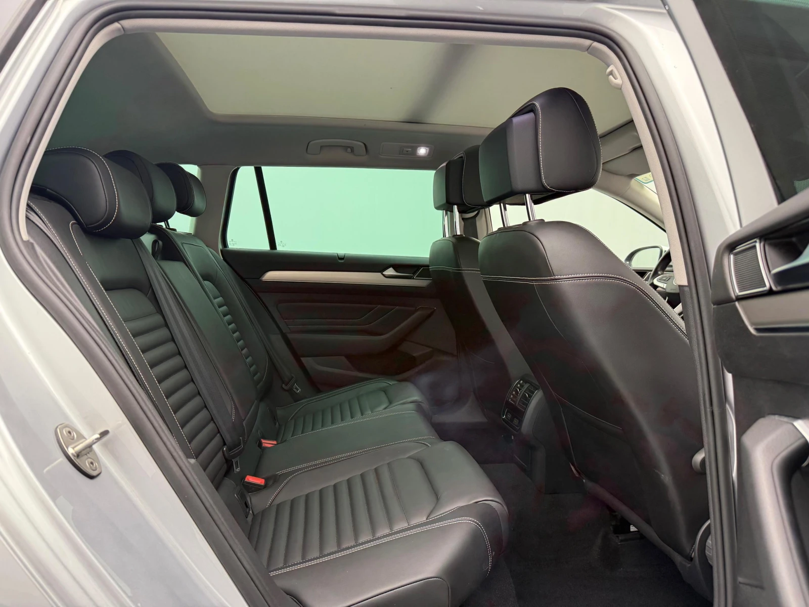 VW Passat  - изображение 10