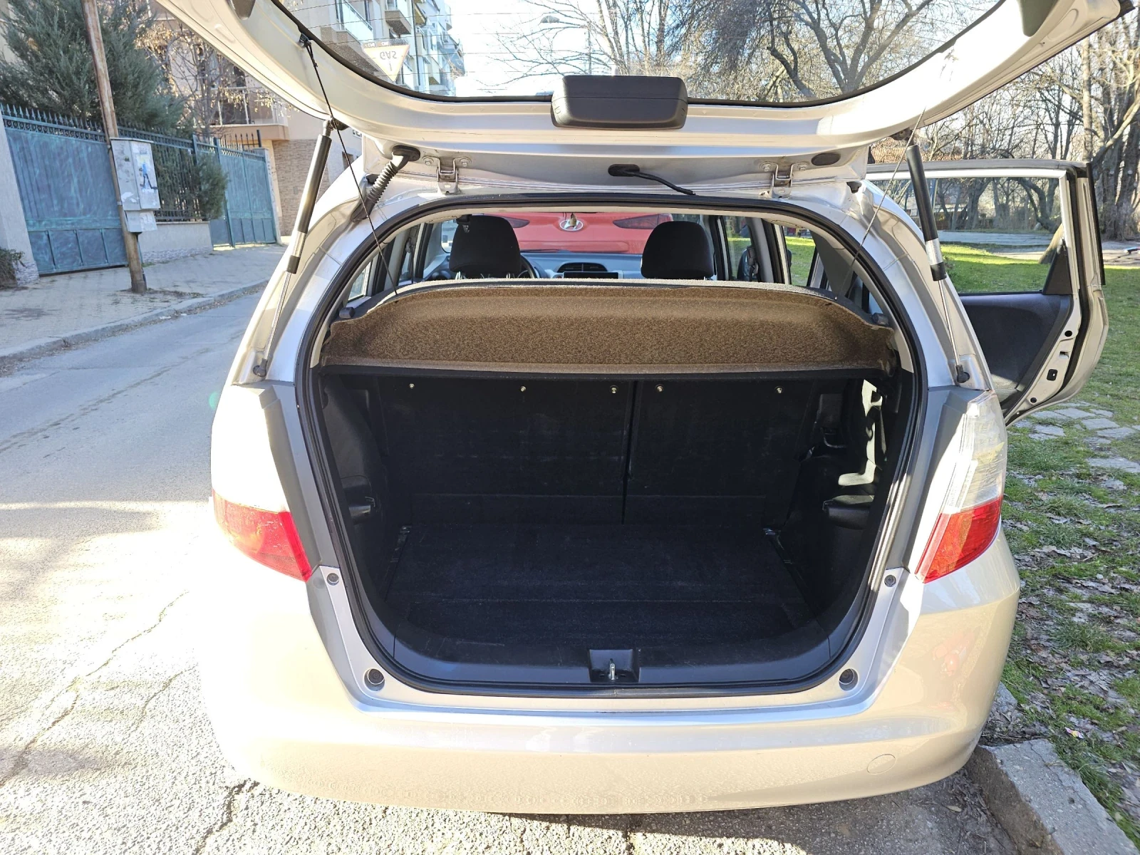 Honda Jazz 1.4 i-VTEC, газ, facelift - изображение 10