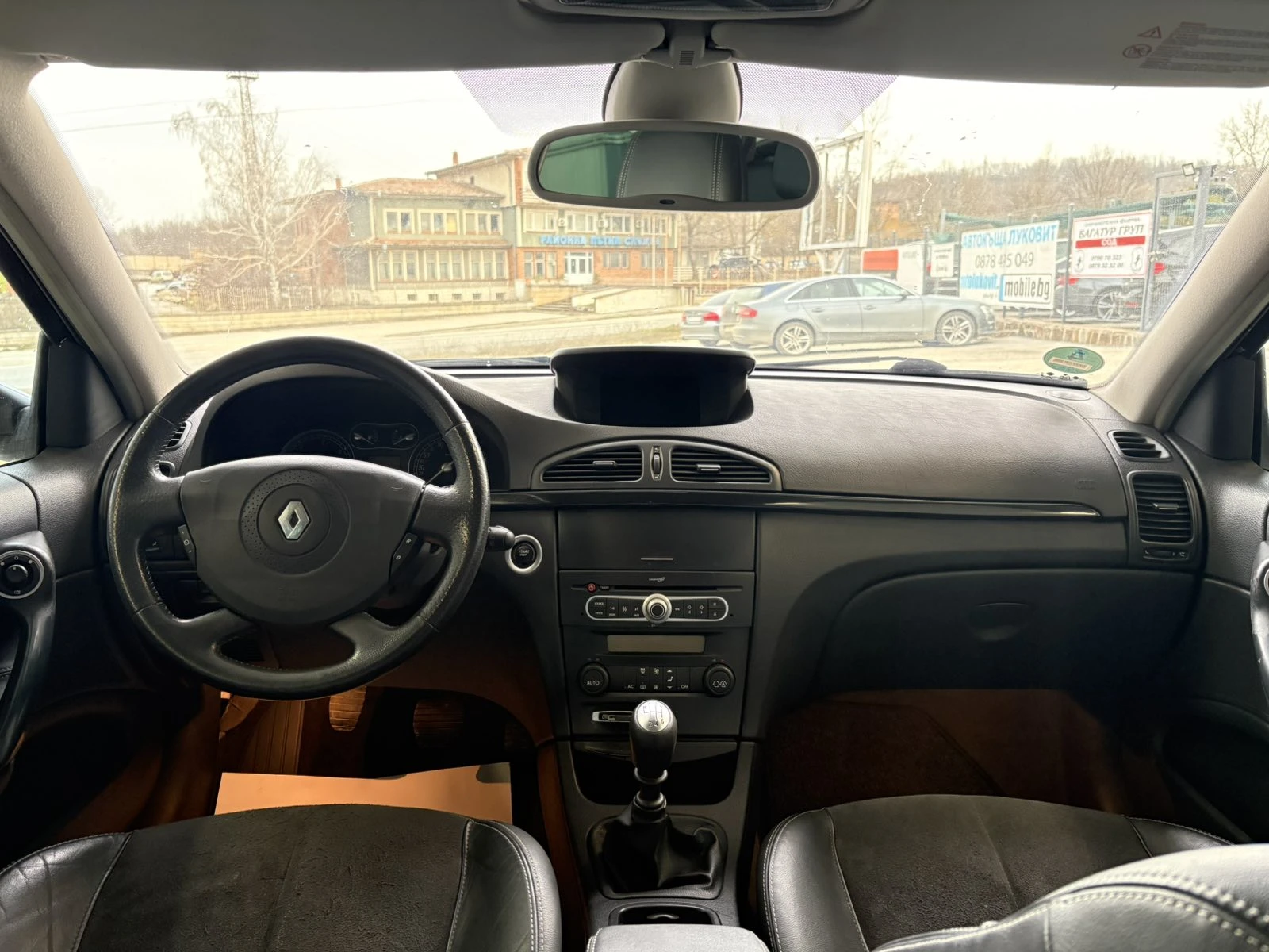 Renault Laguna 2.0DCI  150k.c - изображение 9