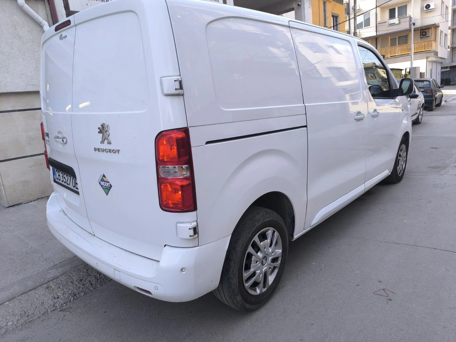 Peugeot Expert  2.0 Blue-HDi Asphalt, снимка 6 - Автомобили и джипове - 53877031