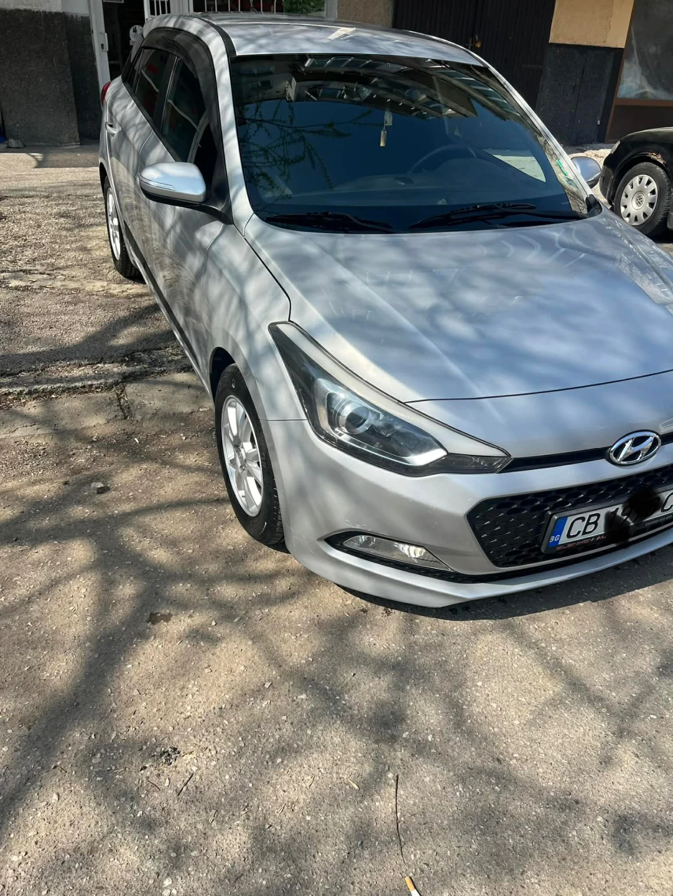 Hyundai I20, снимка 4 - Автомобили и джипове - 53878455
