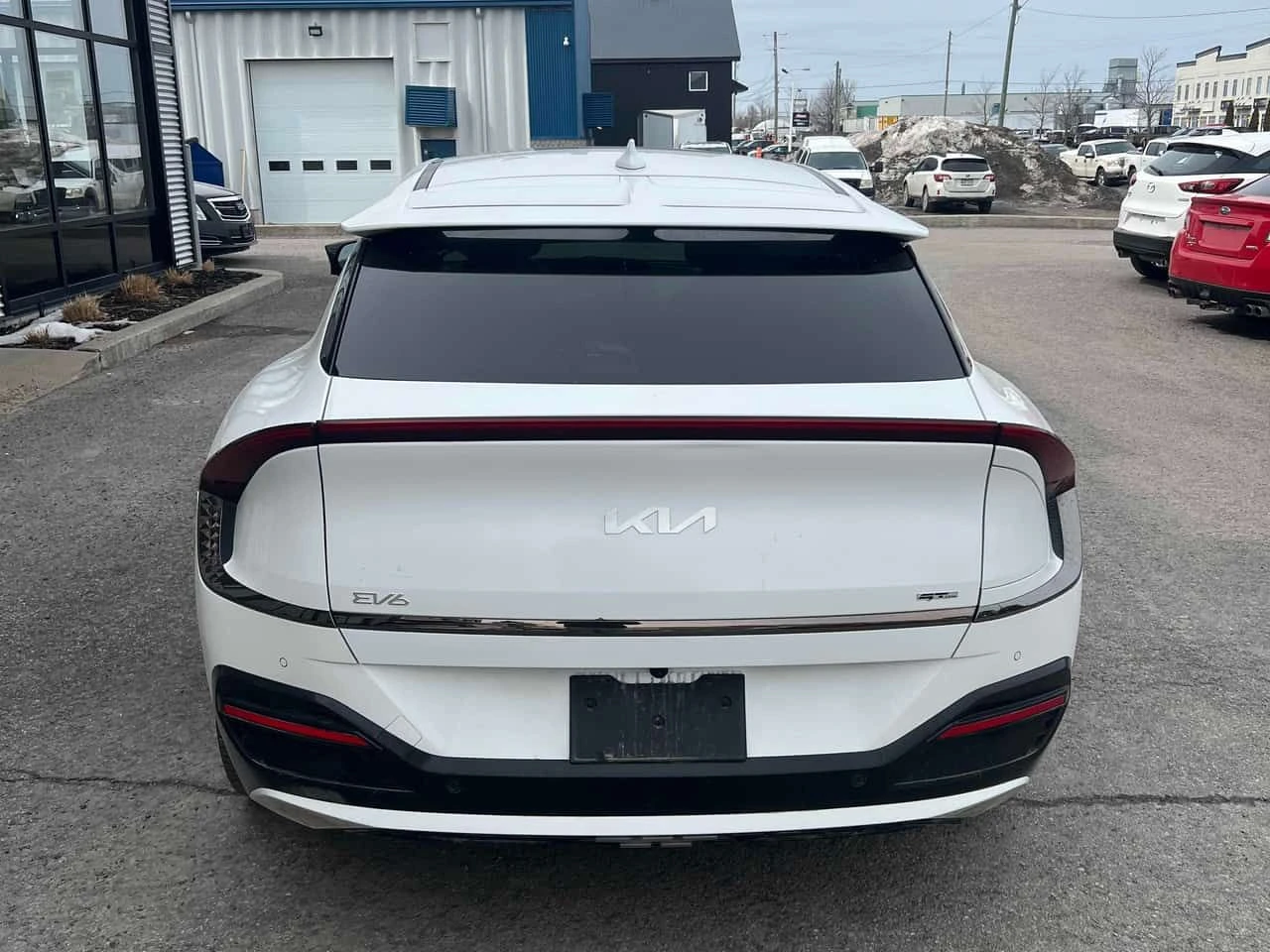 Kia EV6 * AWD Long Range w/GT Line Pkg* PANO* KEYLESS* ПОД, снимка 4 - Автомобили и джипове - 54077273