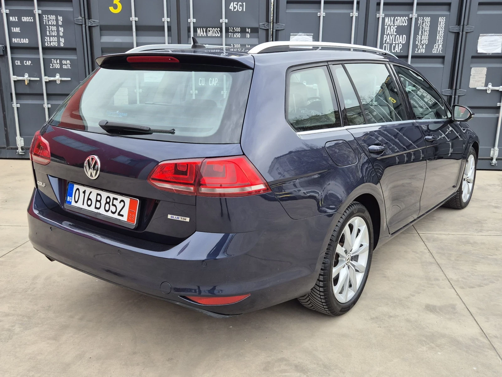 VW Golf 1.6 TDI* AUTO* NAVI* , снимка 5 - Автомобили и джипове - 54209433