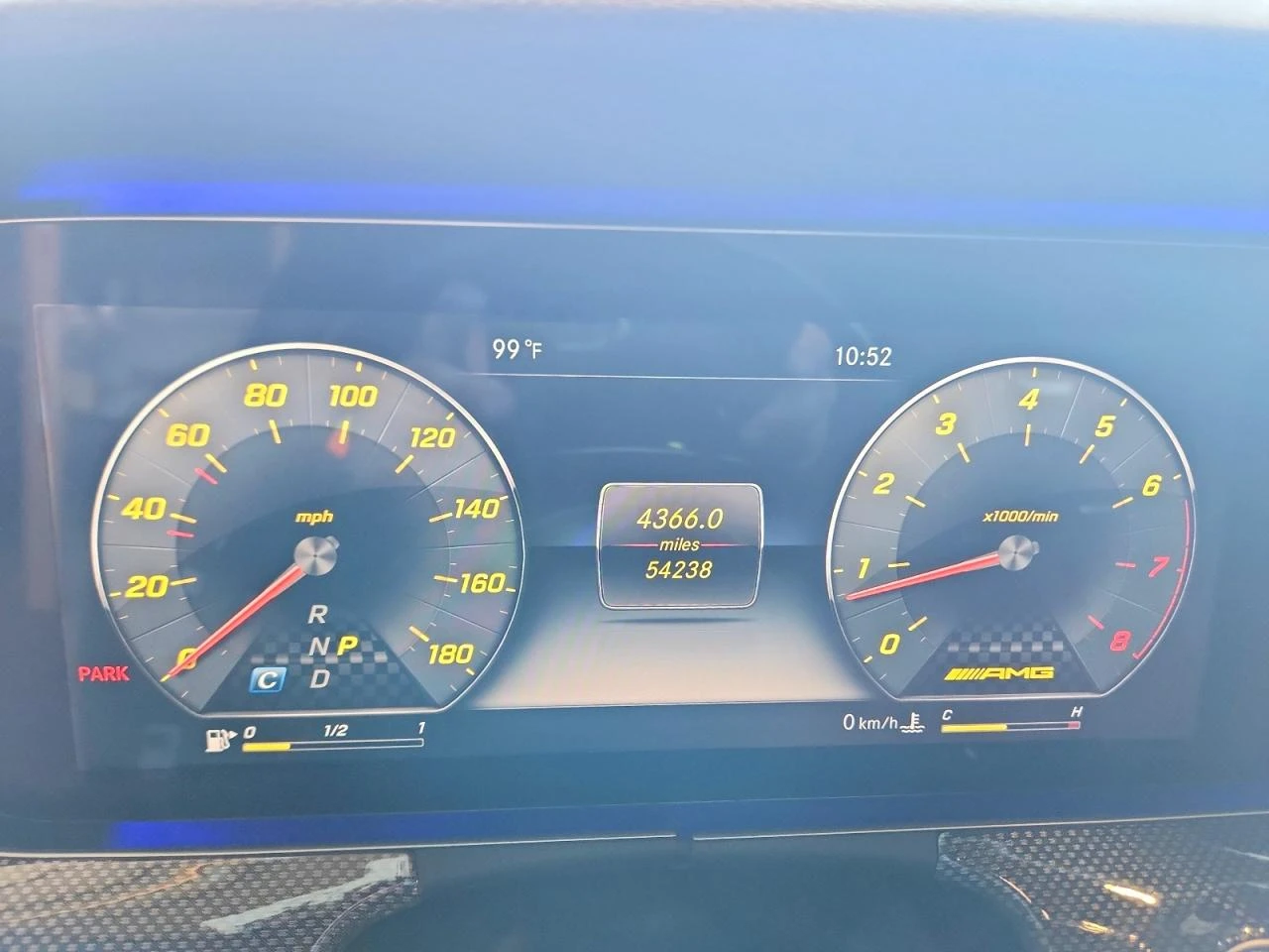 Mercedes-Benz E 43 AMG 4MATIC, снимка 10 - Автомобили и джипове - 54638134