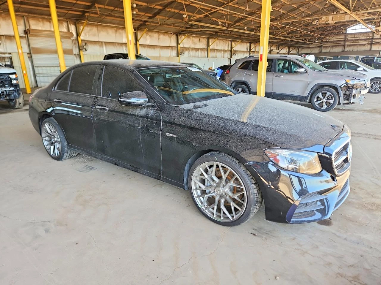 Mercedes-Benz E 43 AMG 4MATIC, снимка 2 - Автомобили и джипове - 54638134