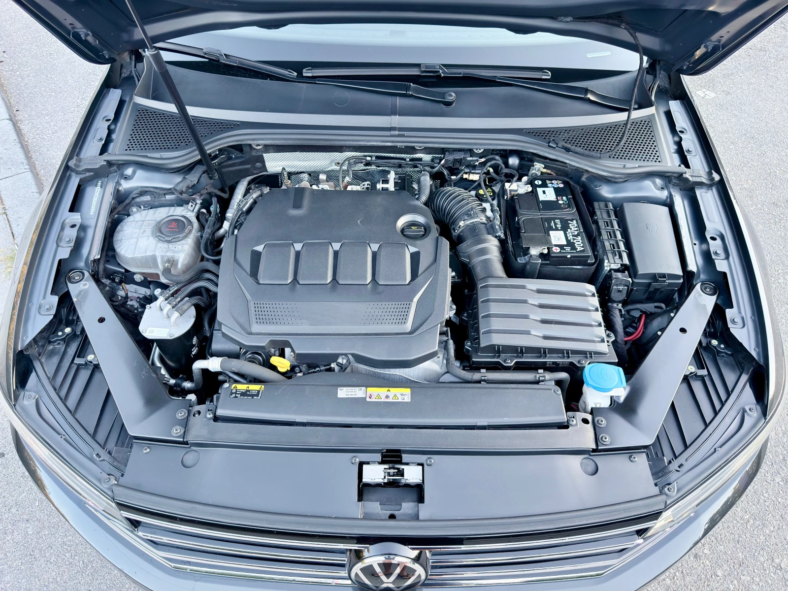 VW Passat 2.0TDI-150k.c.* BUSSINES* DSG* Facelift* ЛИЗИНГ* , снимка 17 - Автомобили и джипове - 55311113