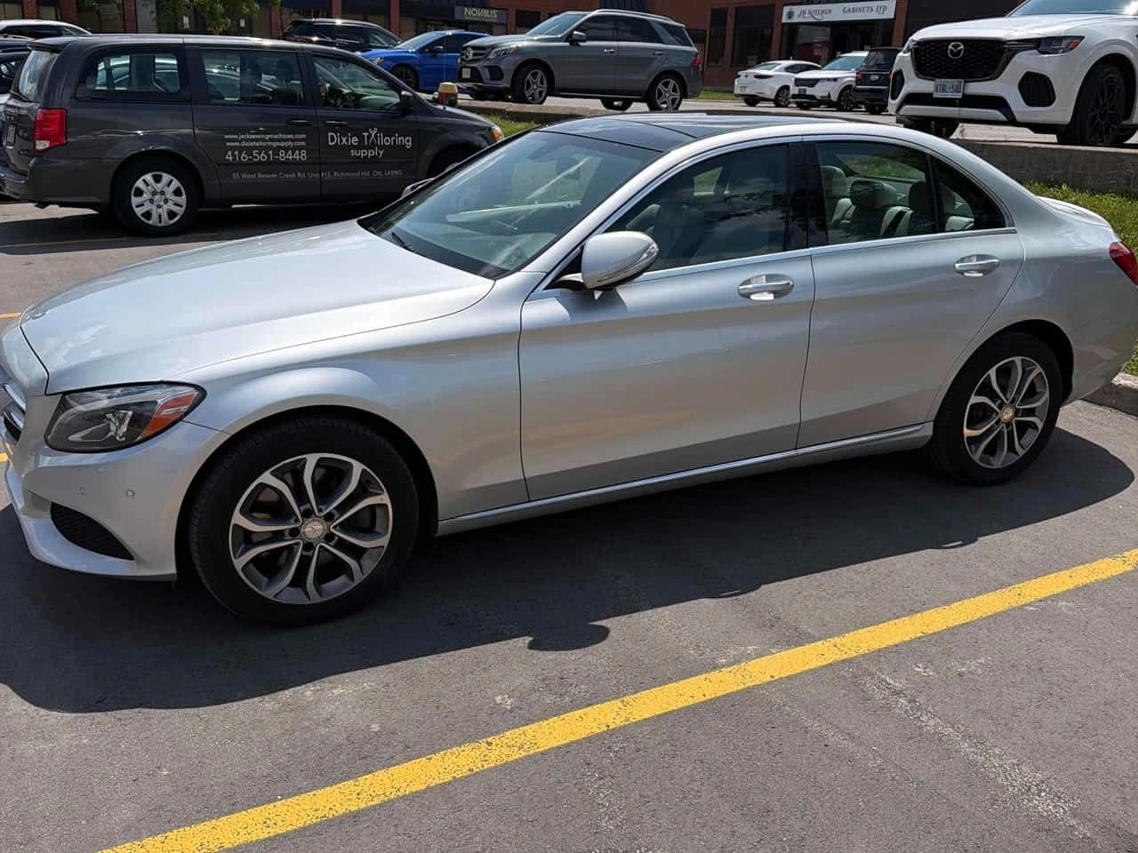 Mercedes-Benz C 300 * CARFAX * ОПЦИЯ ЗА ФИНАНСИРАНЕ * , снимка 2 - Автомобили и джипове - 55394884