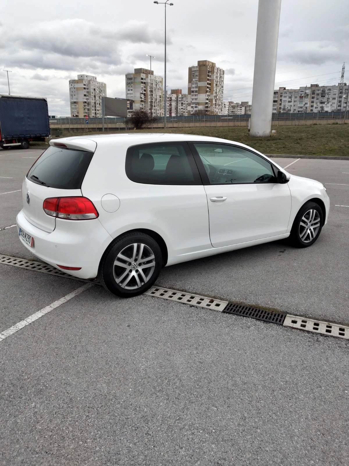 VW Golf 1.6 бензин 102к.с. Германия, снимка 11 - Автомобили и джипове - 55503467