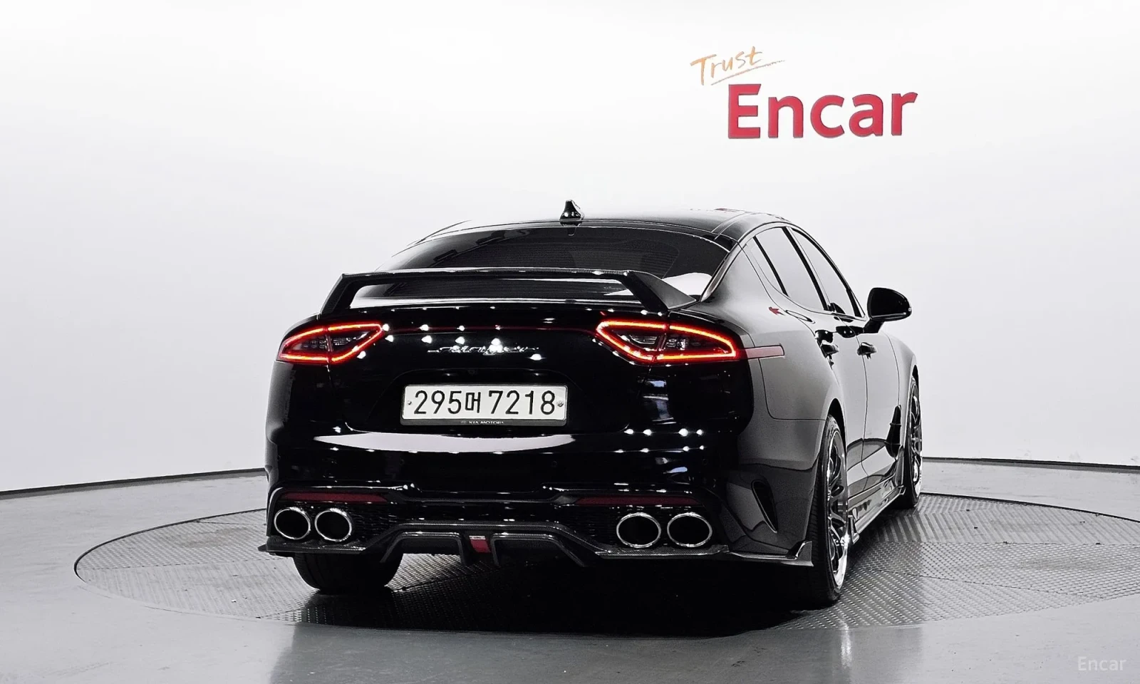 Kia Stinger Доста дорабки\Топ цена\ Фулл екстри, снимка 4 - Автомобили и джипове - 55583535