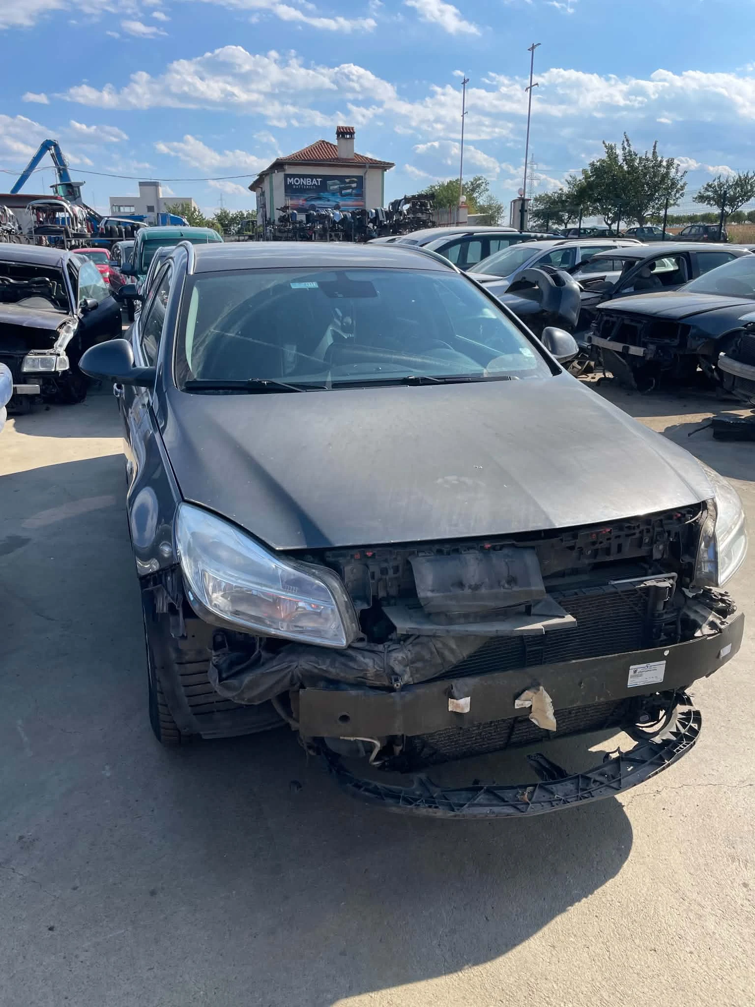 Opel Insignia, снимка 3 - Автомобили и джипове - 55734606
