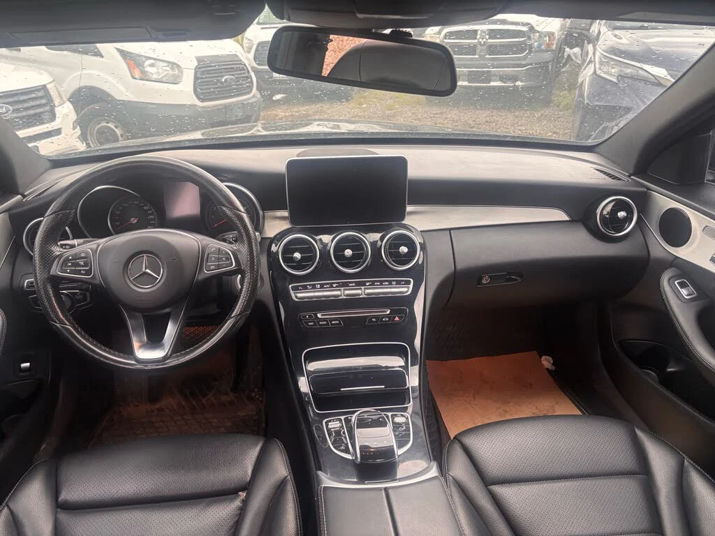 Mercedes-Benz C 300 4MATIC * ПОДГРЕВ * КАМЕРА, снимка 7 - Автомобили и джипове - 56102807