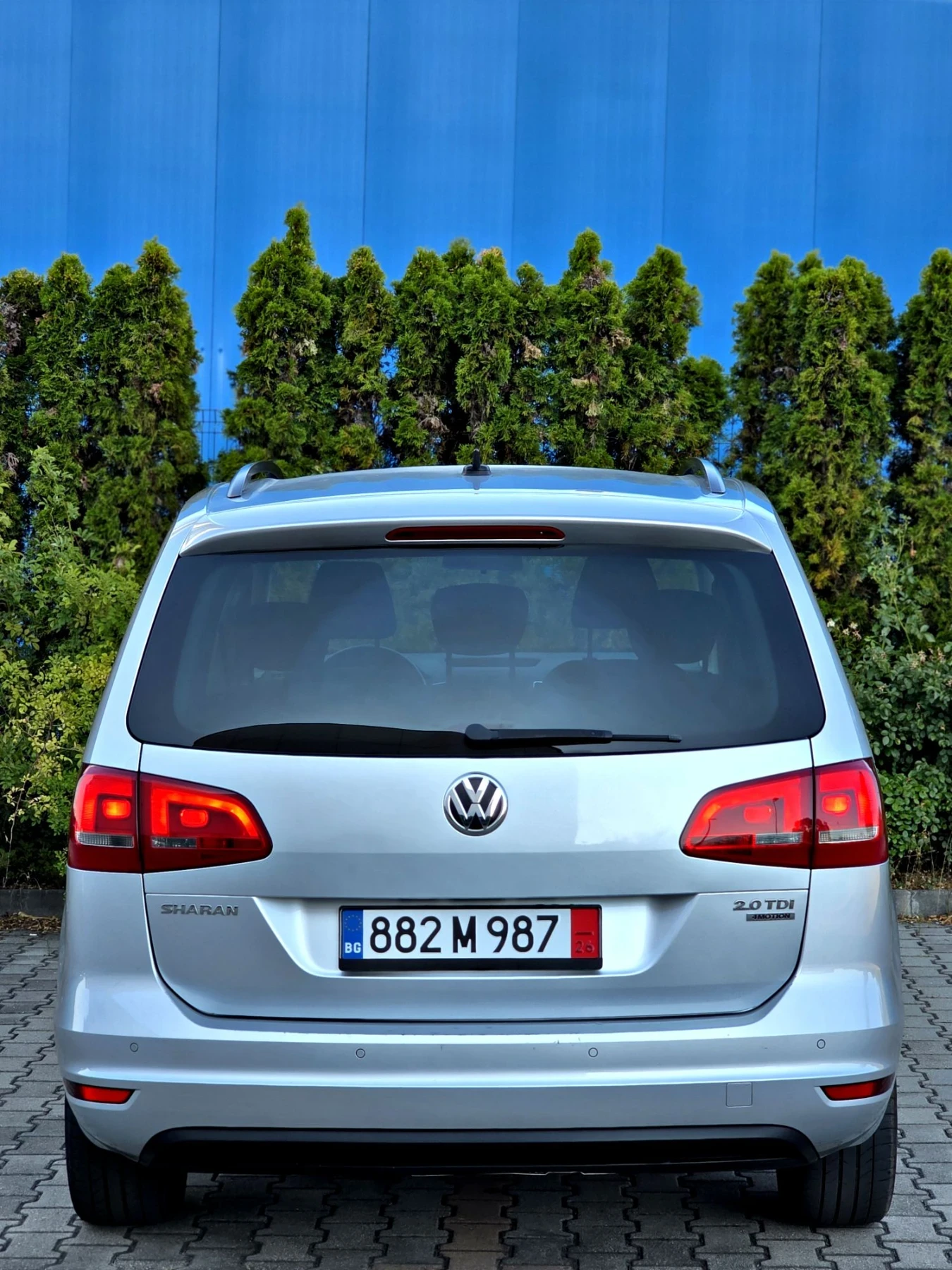 VW Sharan 2.0tdi / 4Motion  / 6+ 1 / Швейцария, снимка 4 - Автомобили и джипове - 56120272